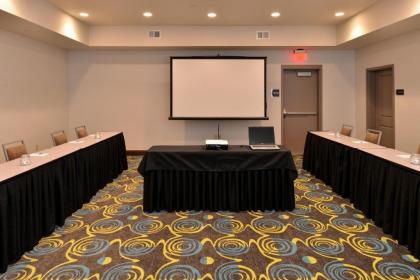 Homewood Suites by Hilton Cincinnati/Mason - image 3