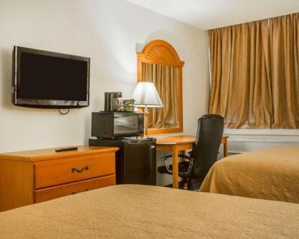 Quality Inn Massena - image 12