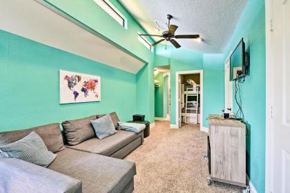 Matagorda Townhome with Deck Views Pool Access - image 6