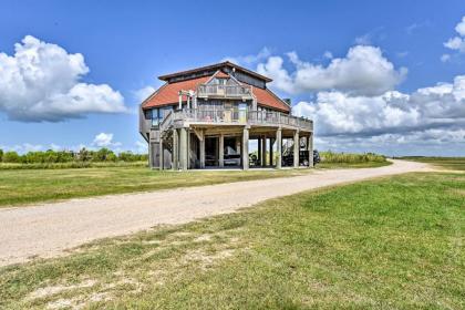 Matagorda Townhome with Deck Views Pool Access - image 8