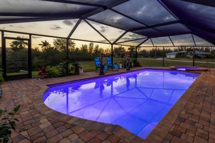 Enchanted Views Wondrous Memories Water Views with Heated Pool & Spa - image 12