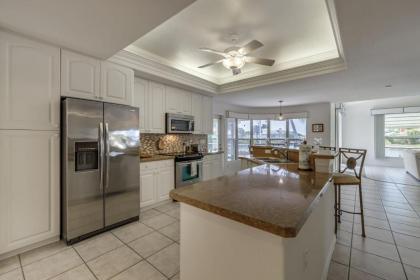 Waterways Views Heated Pool - Villa Mermaid Cove - Cape Coral FL - image 14