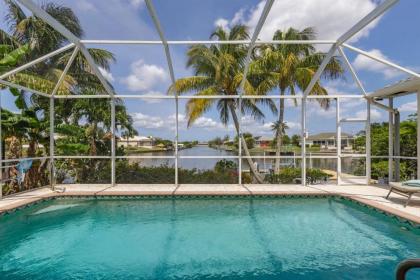 Waterways Views Heated Pool - Villa Mermaid Cove - Cape Coral FL - image 4