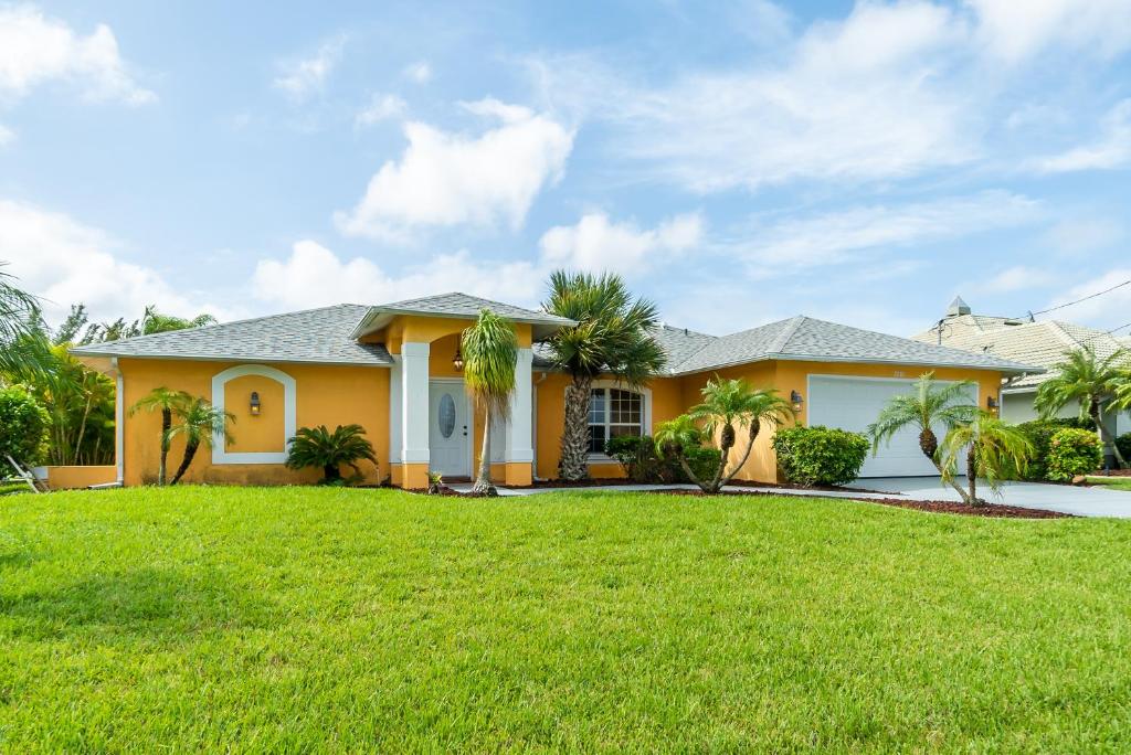 Southern Exposure with Heated pool - Villa Nature View - Roelens Vacations - image 5