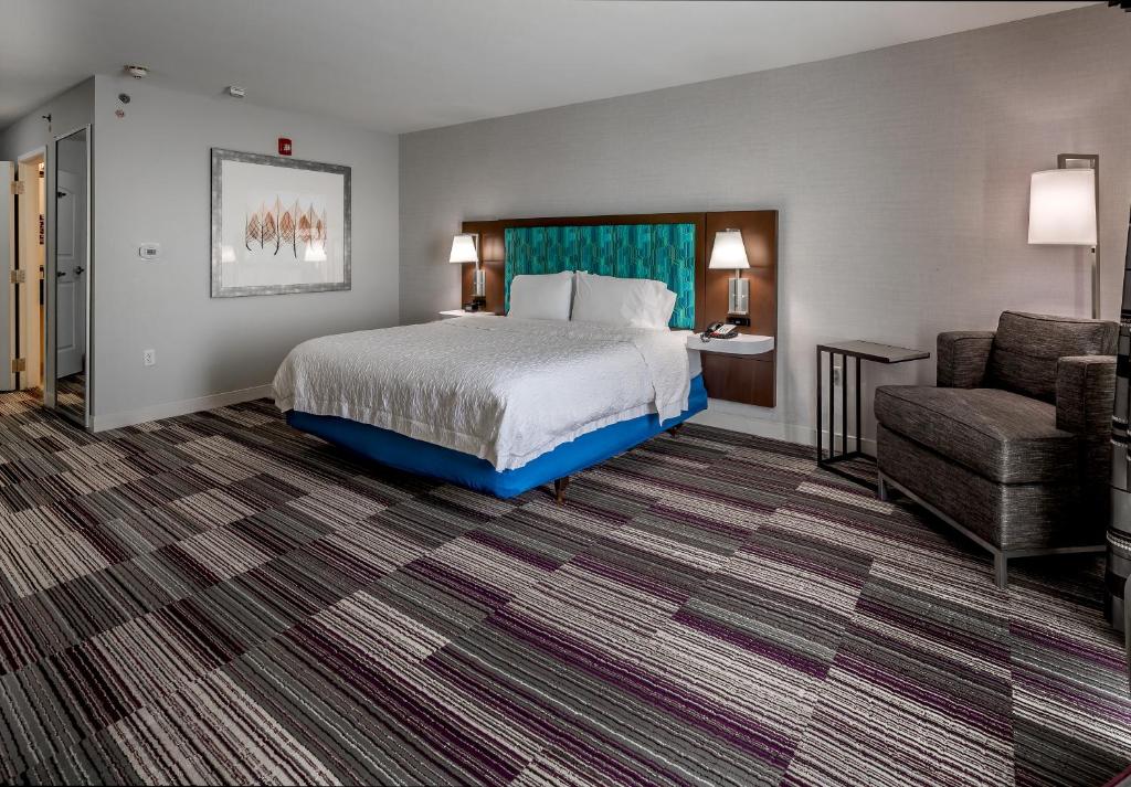 Hampton Inn & Suites Chicago Southland-Matteson - image 3