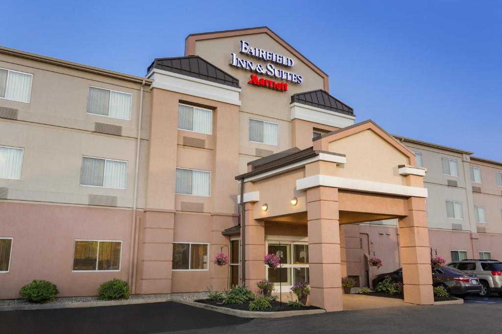 Fairfield Inn & Suites by Marriott Toledo Maumee - main image