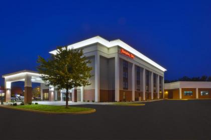 Hampton Inn Toledo-South/Maumee - image 4