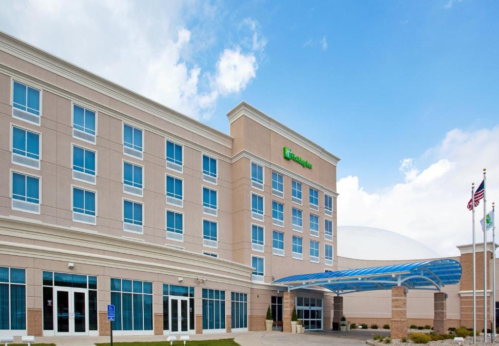 Holiday Inn Toledo - Maumee I-80/90 an IHG Hotel - main image