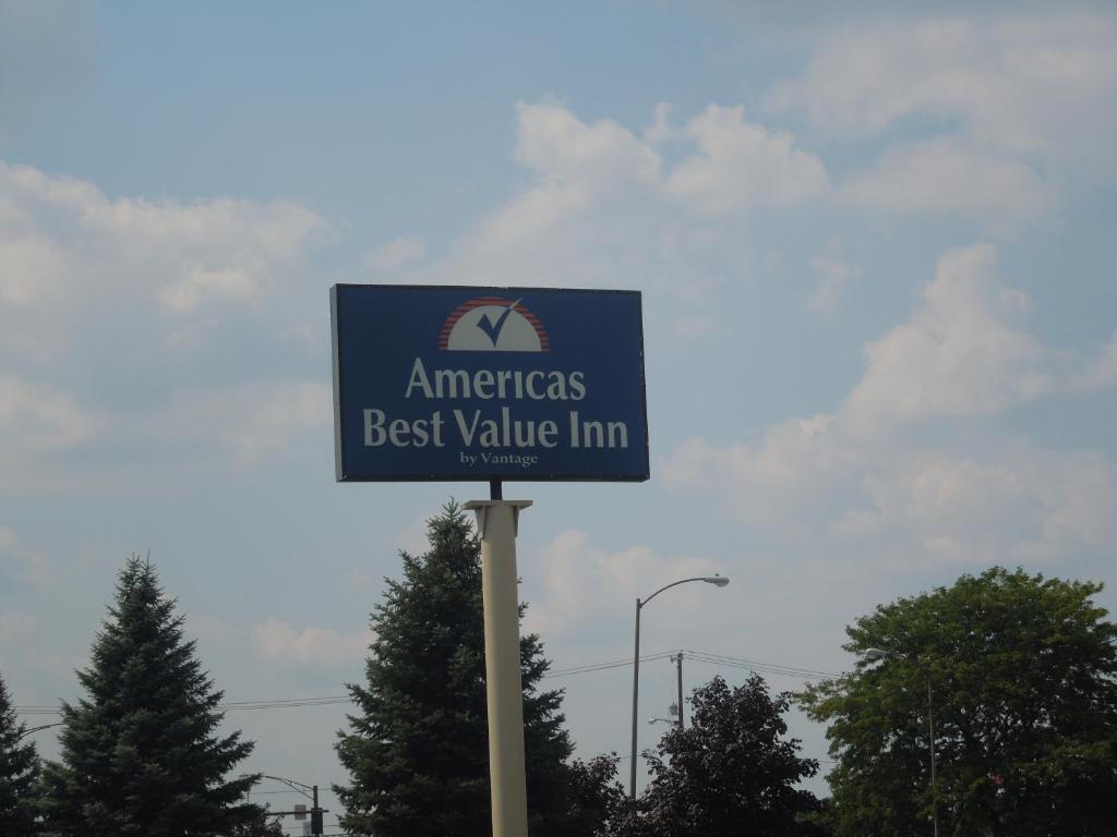 Americas Best Value Inn Maumee/Toledo - main image