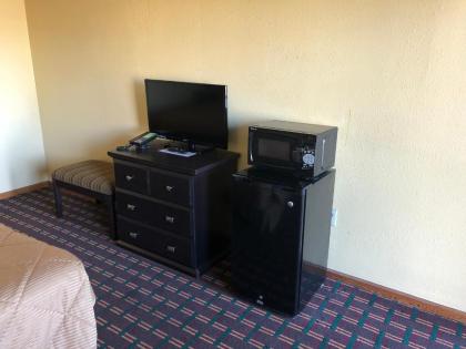 Americas Best Value Inn Maumee/Toledo - image 6