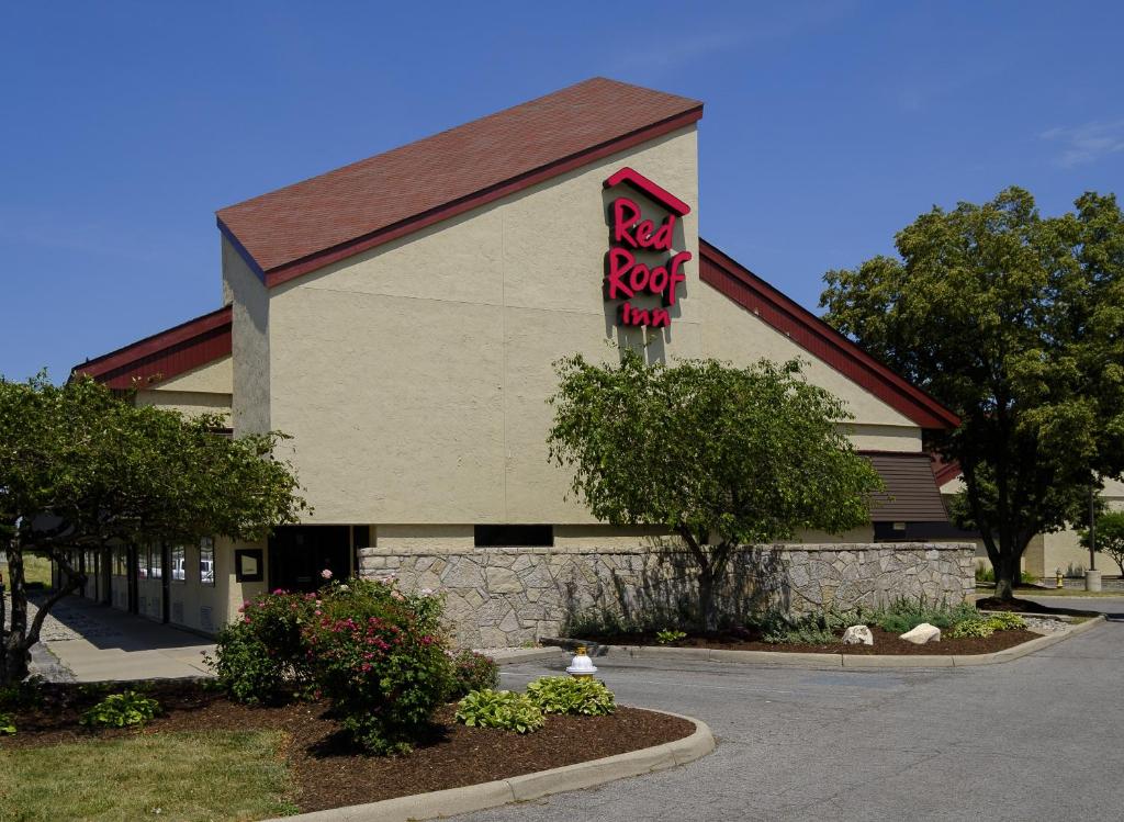 Red Roof Inn Toledo - Maumee - main image