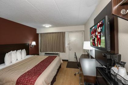 Red Roof Inn Toledo - Maumee - image 14