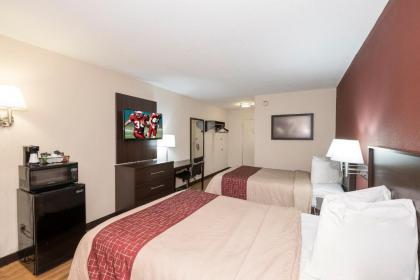 Red Roof Inn Toledo - Maumee - image 4