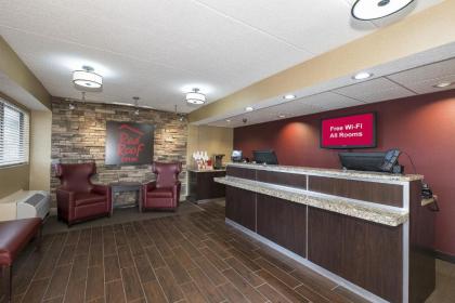 Red Roof Inn Toledo - Maumee - image 8