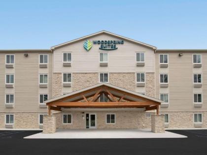 WoodSpring Suites Toledo Maumee - image 2