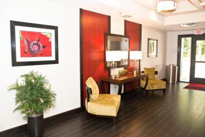 Hampton Inn Maumelle - image 3