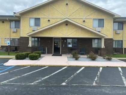 Super 8 by Wyndham Maysville KY - image 10