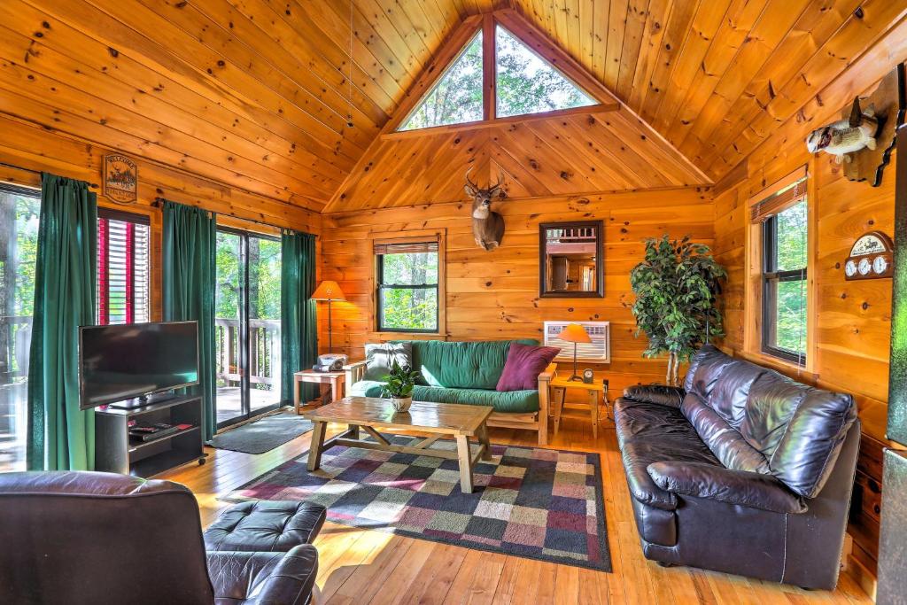 Hocking Hills Lake Cabin with Hot Tub Deck and Dock! - main image