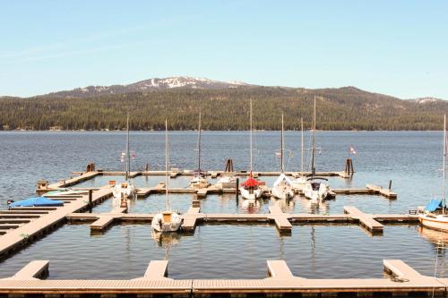 Awesome Payette Lake Cabin - image 5