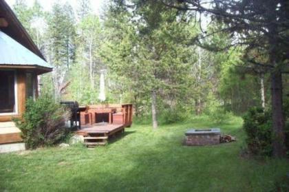 Pinedale Cabin - image 4