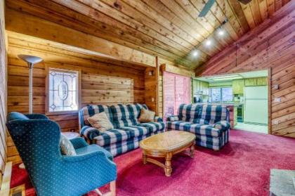 McCall Cozy Cabin - image 2