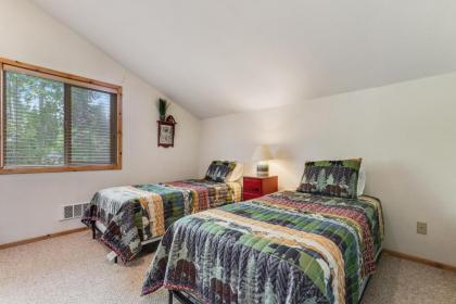 Cedar Lane Getaway - image 17