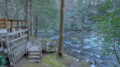 Riverbend Cottage by Escape to Blue Ridge - image 15