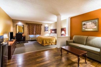 Quaint Inn  Suites mc Henry Maryland