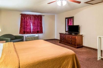 Quaint Inn & Suites - image 6