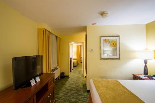 Best Western Mcallen Medical Center - image 5