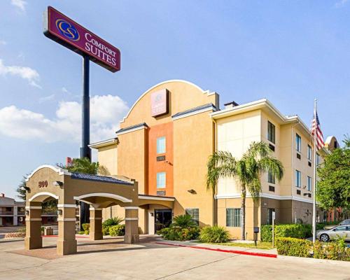 Comfort Suites At Plaza Mall - main image