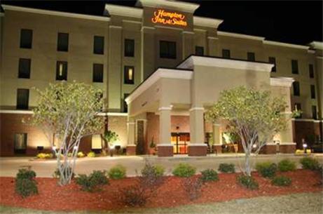 Hampton Inn & Suites McComb - main image