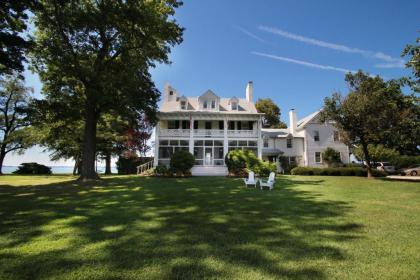 Wades Point Inn on the Bay mcdaniel Maryland