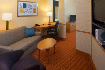 Fairfield Inn & Suites Atlanta McDonough - image 7