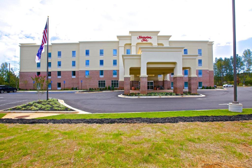 Hampton Inn Atlanta McDonough - main image