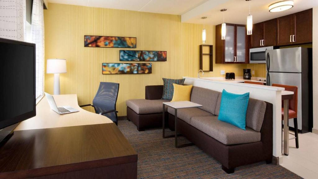 Residence Inn by Marriott Atlanta McDonough - image 2