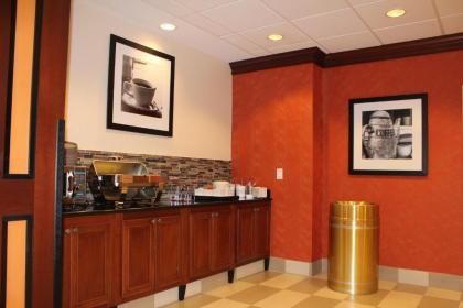 Hampton Inn McHenry - image 3