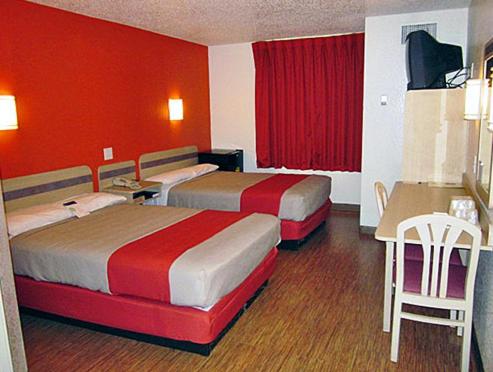 Motel 6-McKinney TX - North - image 3