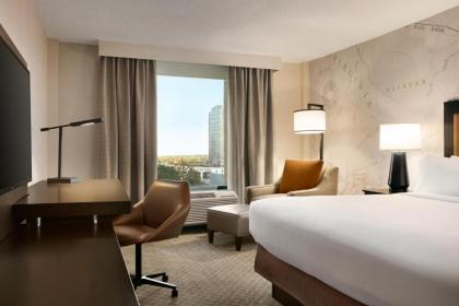 DoubleTree by Hilton McLean Tysons - image 12