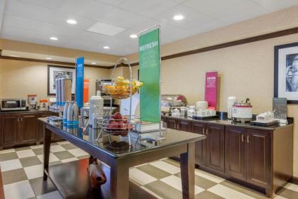 Hampton Inn Meadville - image 5