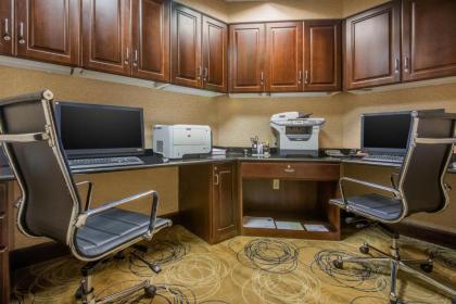 Hampton Inn Meadville - image 7