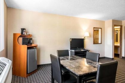 Quality Inn Meadville - image 7