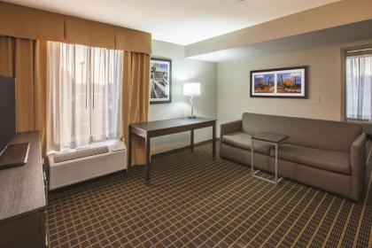 La Quinta by Wyndham Mechanicsburg - Harrisburg - image 3