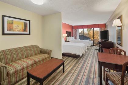 Hampton Inn Richmond-Mechanicsville - image 10