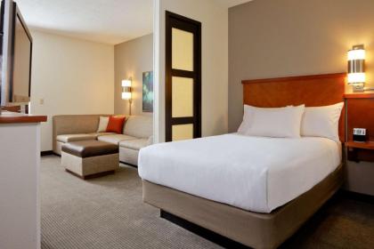 Hyatt Place Boston/Medford - image 9