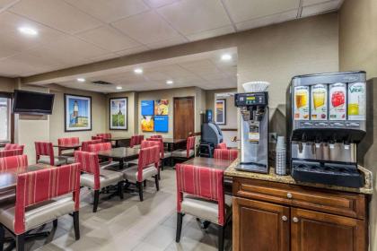 Comfort Inn Medford-Long Island - image 10