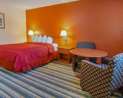 Quality Inn & Suites Medford Airport - image 6