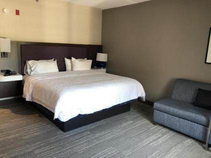 Hampton Inn & Suites Philadelphia/Media - image 15