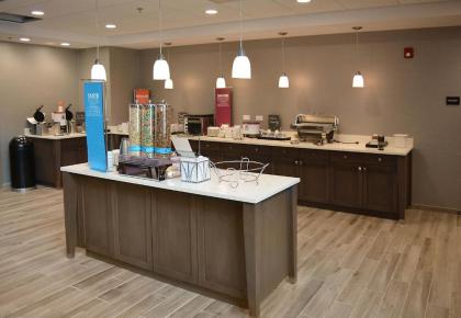 Hampton Inn & Suites Philadelphia/Media - image 3