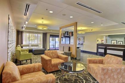 Hampton Inn Medina - image 6